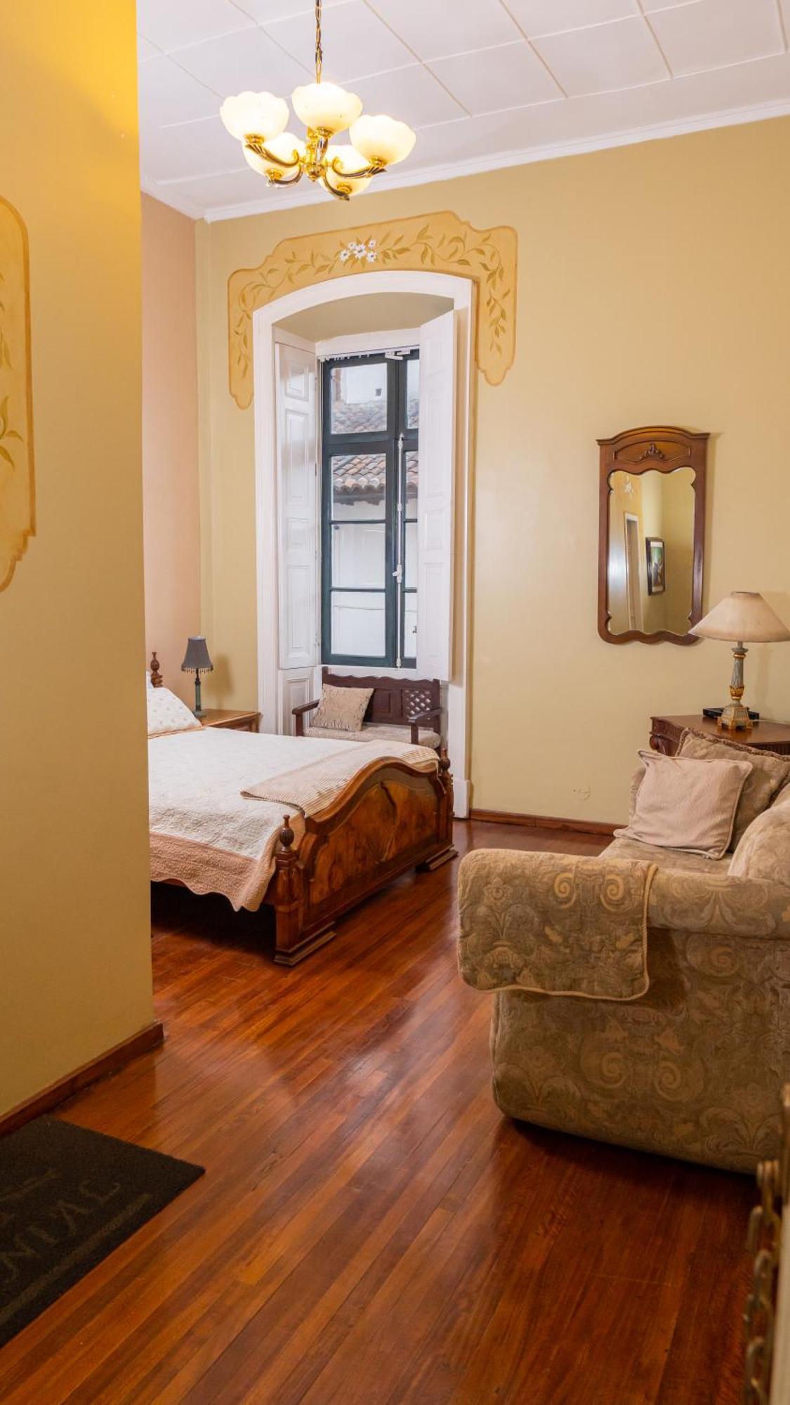 Отель Casa Colonial Кито Экстерьер фото
